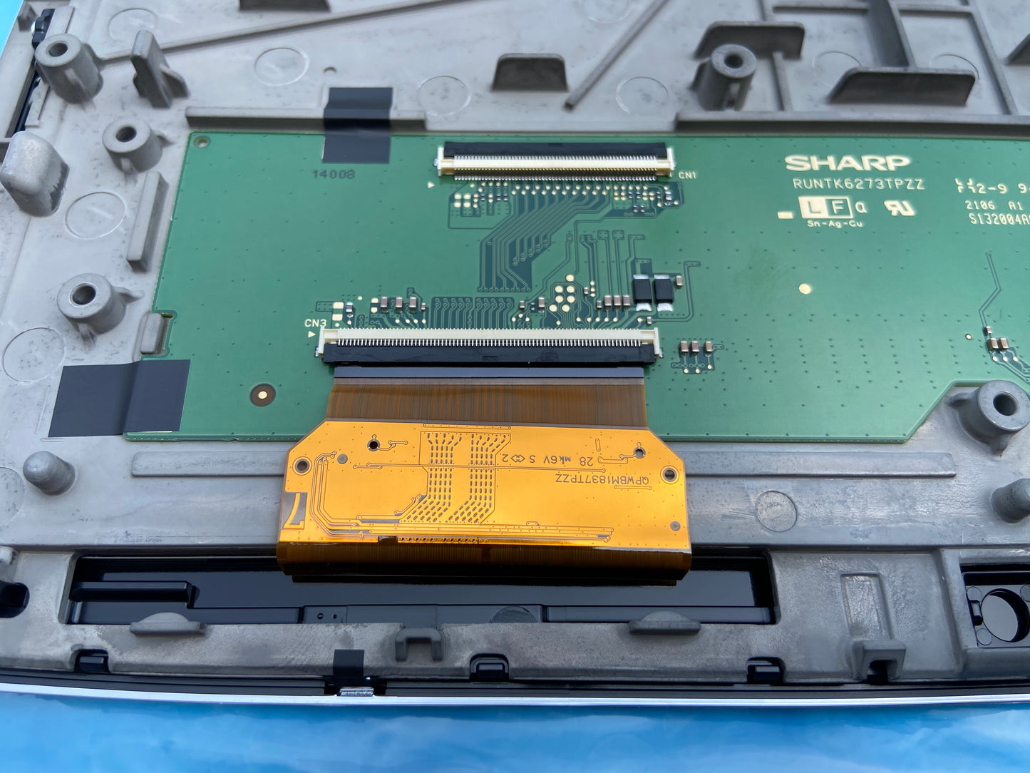 W223 Rear Entertainment Display