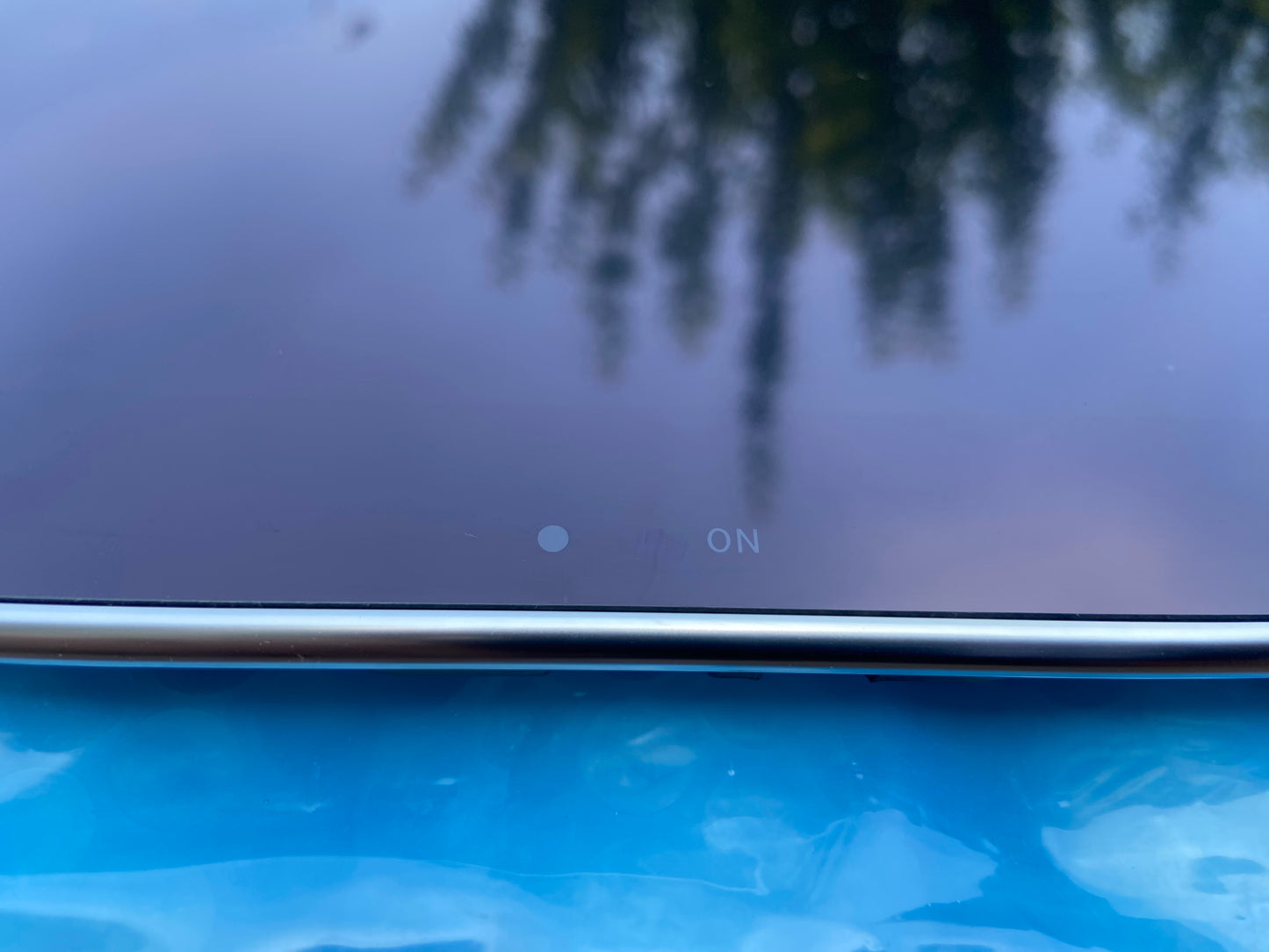 W223 Rear Entertainment Display